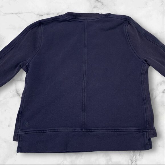 Lululemon Women size 8 Press Pause Crewneck Pullover Sweatshirt Navy - Picture 11 of 16